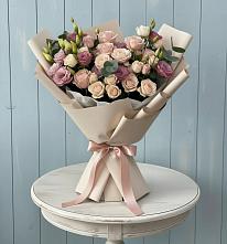 Букет цветов из:  Розы и Лизиантусы в Алешня
