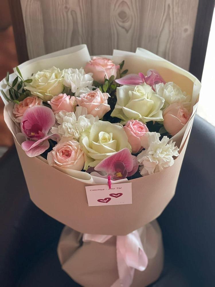 Букет цветов из: Орхидеи, Розы и Гвоздики в Алешня