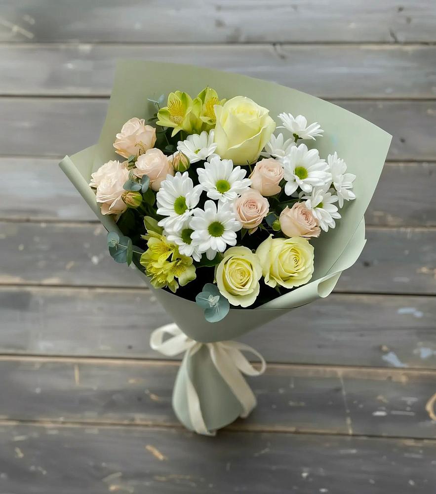 Букет цветов из: Альстромерии, Розы и Хризантемы в Алешня