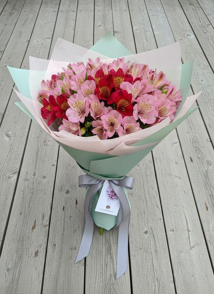 Букет цветов из: Альстромерии в Алешня