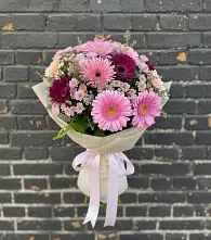 Букет цветов из:  Герберы и Хризантемы в Алешня