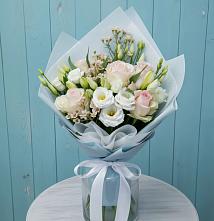 Букет цветов из:  Розы и Лизиантусы #REPLACE_PRED# Алешня