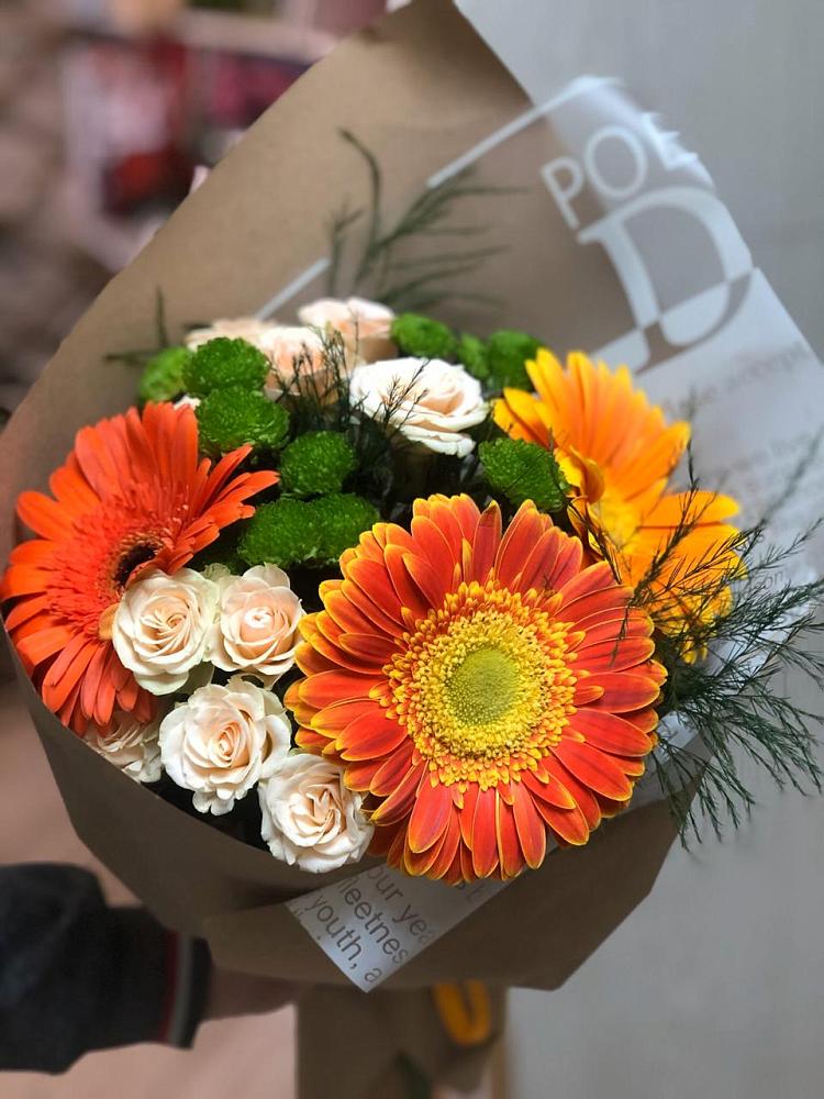 Букет цветов из: Герберы, Хризантемы и Розы в Алешня