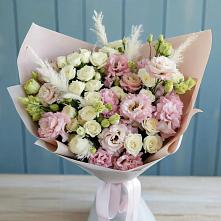 Букет цветов из:  Альстромерии и Розы в Алешня