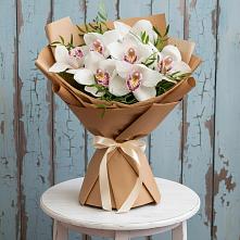 Букет цветов из:  Орхидеи и Розы в Алешня