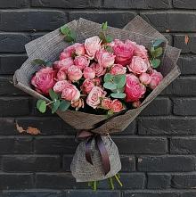 Букет цветов из:  Розы в Алешня