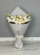 Букет цветов из:  Розы и Лизиантусы в Алешня